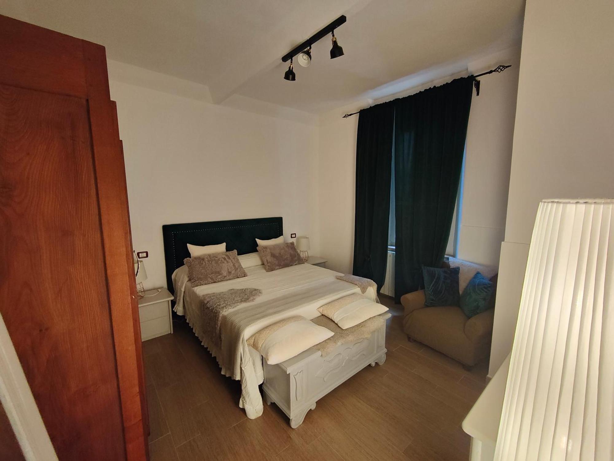 Salivoli Apartment *